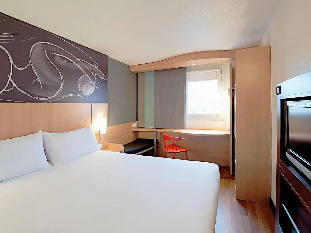 Hotel Ibis Gare De L'est Tgv 3*